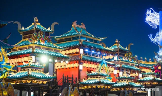 河南的“万岁山武侠城”